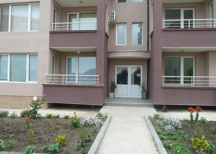 Dimitrov Apartments